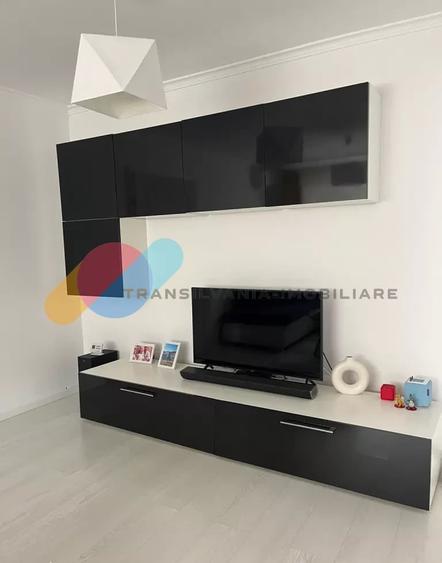 Apartament cu 3 camere decomandat în Grigorescu