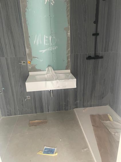 Apartament cu 2 camere decomandat în Aviației