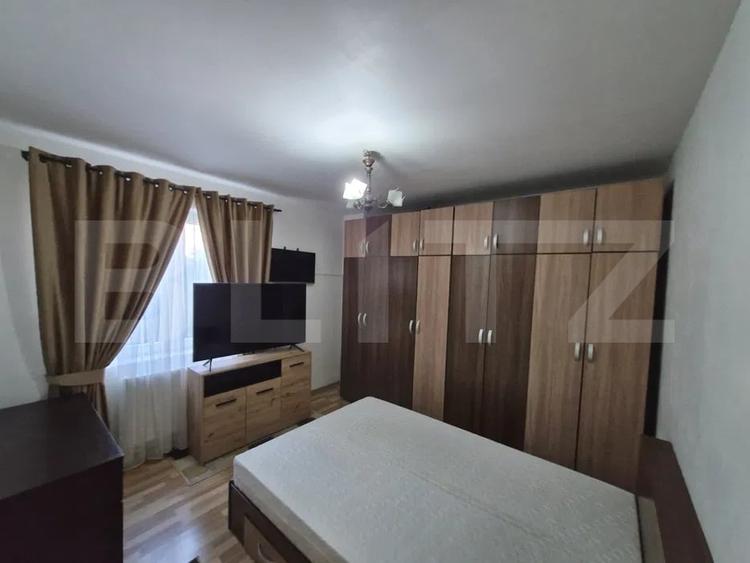 Apartament cu 3 camere decomandat, mobilat în Șcheia