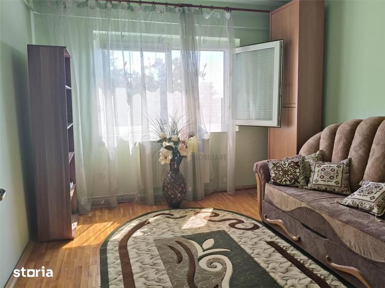 Apartament cu 3 camere în Buzaului