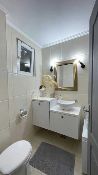 Apartament cu 2 camere decomandat în Petin