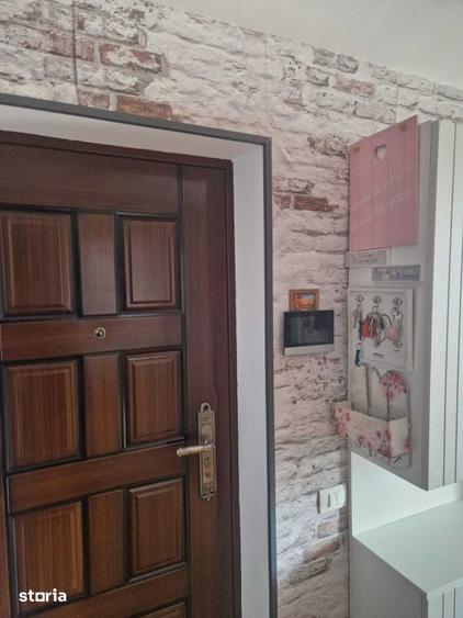 Apartament cu 2 camere, mobilat în Gruia