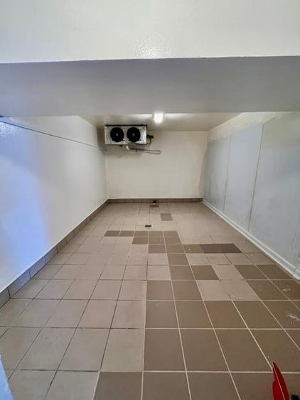 Spațiu industrial, de 850 mp, în Central