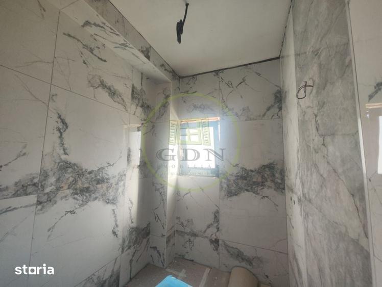 Casă cu 4 camere cu Teren 200 Mp în Malu Mare