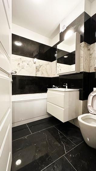 Apartament cu 3 camere decomandat în Liteni