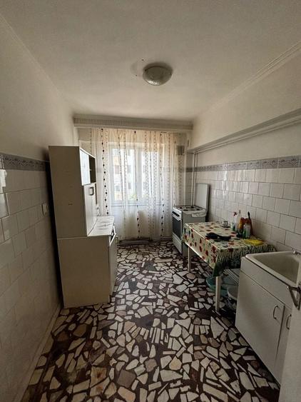 Apartament cu 3 camere decomandat în Ultracentral