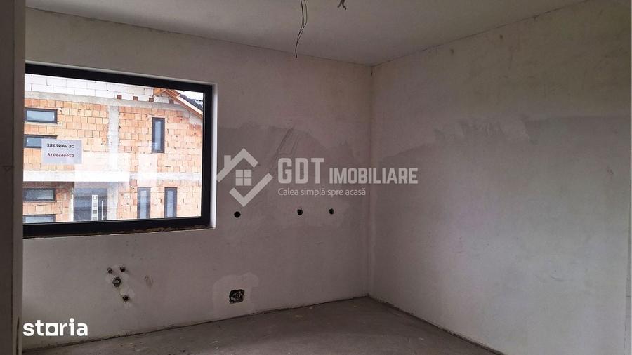 Casă cu 3 camere cu Teren 390 Mp în Șura Mare