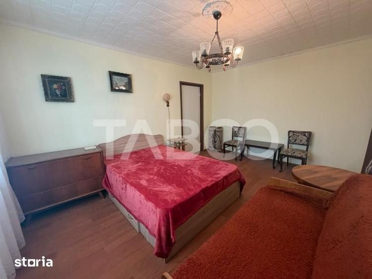 Apartament cu 2 camere semidecomandat în Central