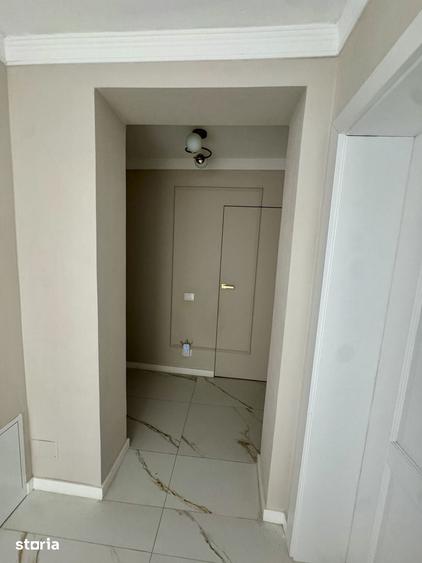 Casă cu 4 camere cu Teren 2000 Mp în Paleu