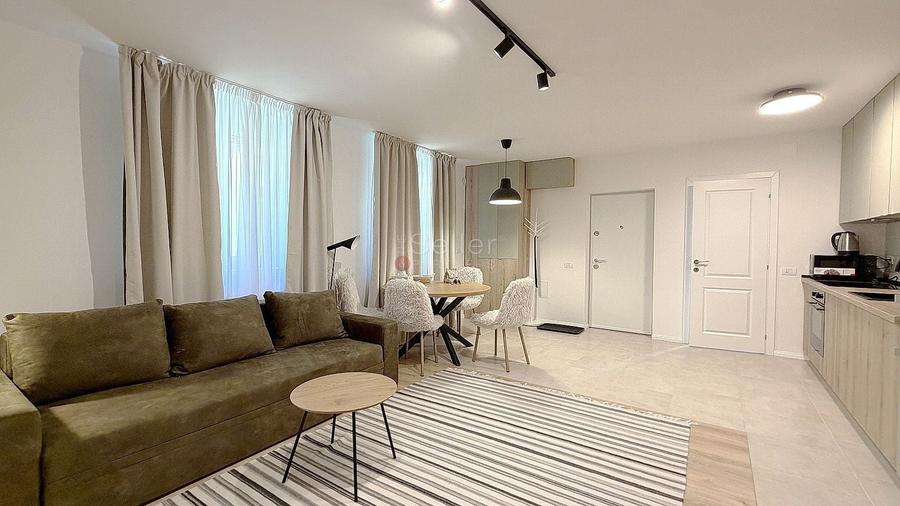 Apartament cu 2 camere semidecomandat, mobilat în Centrul Istoric