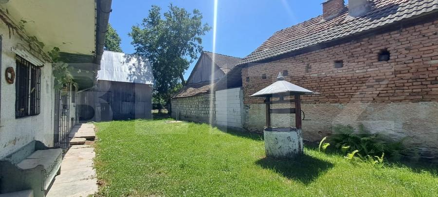 Casă individuală cu 2 camere cu Teren 3000 Mp în Veneția de Sus