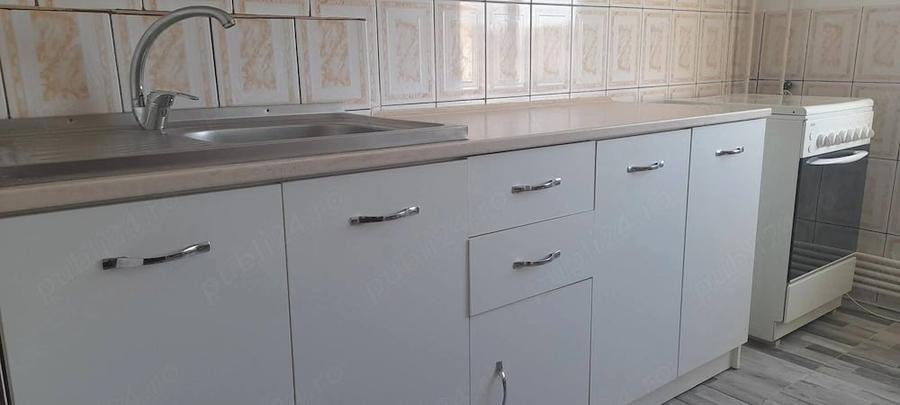 Apartament cu 2 camere decomandat în Micro 20
