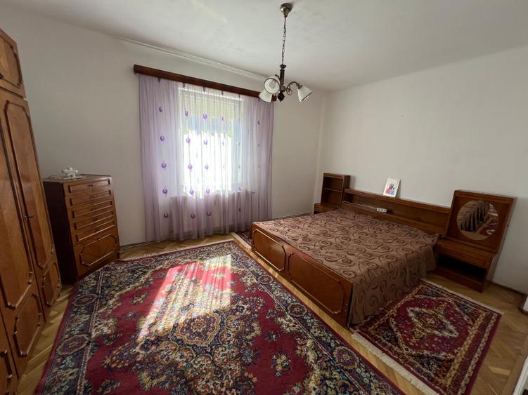 Casă individuală cu 3 camere cu Teren 230 Mp în Reșița