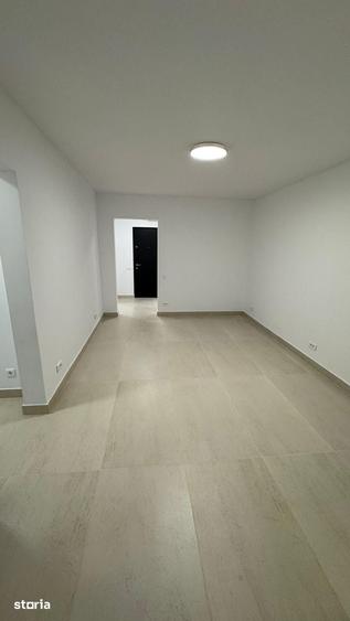 Spațiu comercial, de 54 mp, în Drumul Taberei