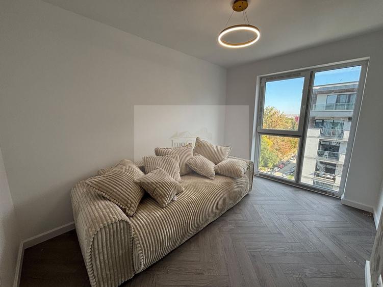 Apartament cu 3 camere semidecomandat, mobilat în Gheorgheni