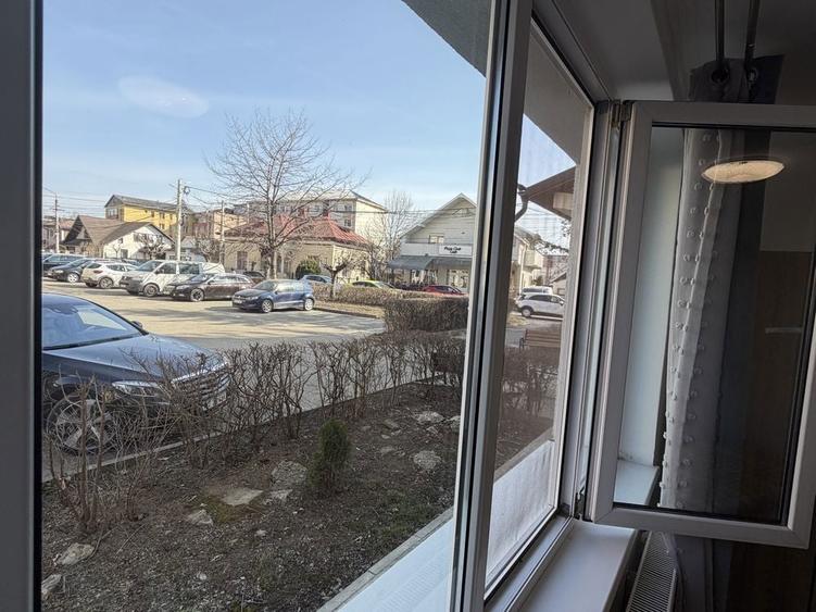 Vand Apartament La Partier 2camere -Zona- Liceu Stefan-Renovat- - 1