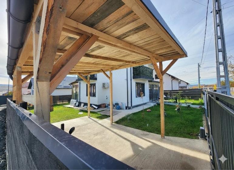 Casă cu 4 camere cu Teren 380 Mp în Lunca Cetățuii