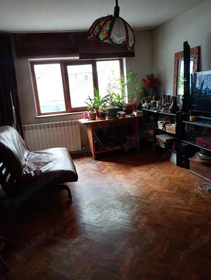 Apartament cu 3 camere decomandat în Autogară