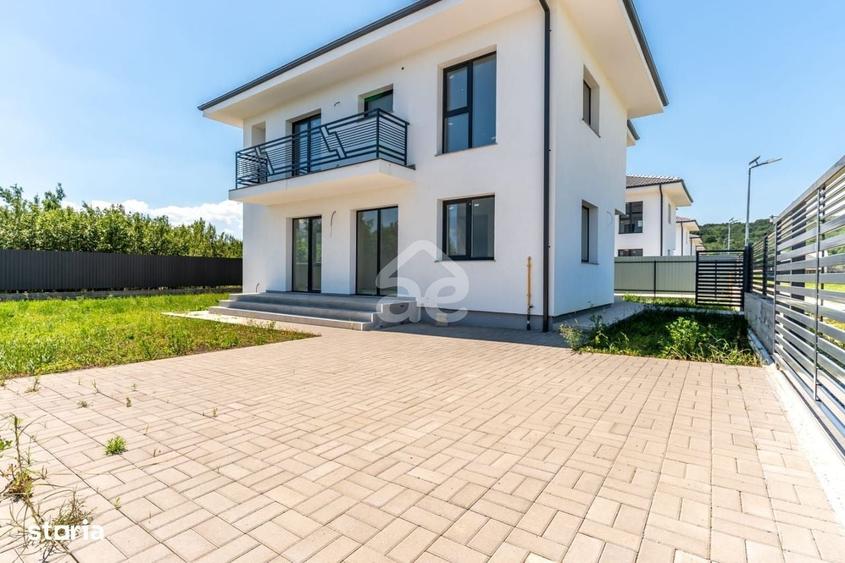 Casă cu 4 camere în Juc-Herghelie