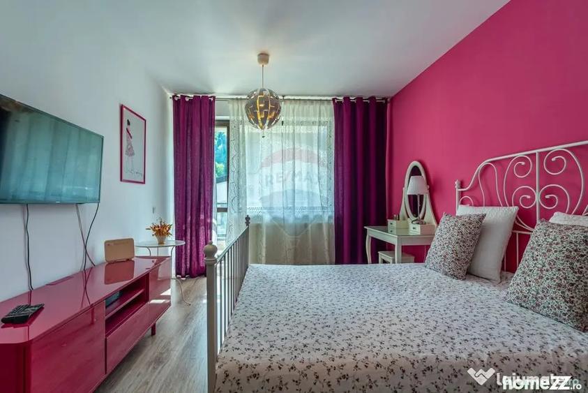 Apartament cu 2 camere decomandat în Castelul Peleș