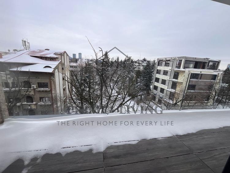 Apartament cu 3 camere, mobilat în Primăverii