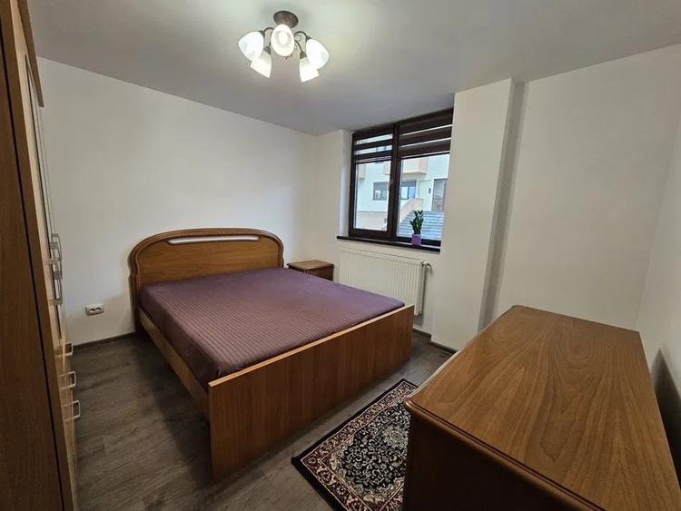 Apartament cu 3 camere decomandat în Cug