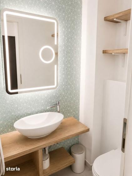 Apartament cu 3 camere decomandat în Tineretului