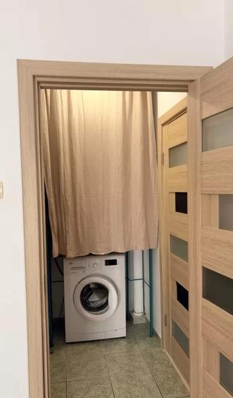 Apartament cu 2 camere semidecomandat, mobilat în Tătărași
