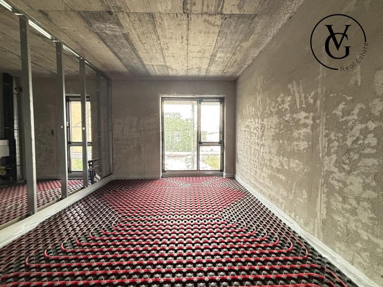 Apartament cu 4 camere decomandat în Inel I