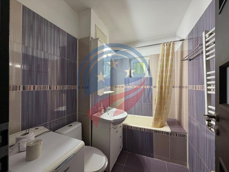 Apartament cu 3 camere decomandat în Lăpuș