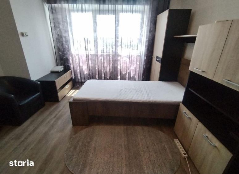 Garsonieră decomandată în Arcu