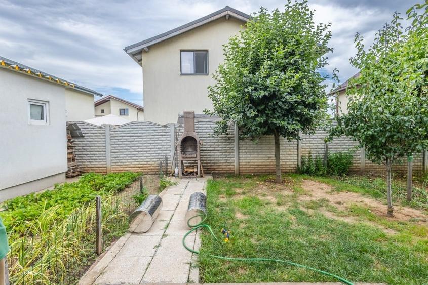 Casă individuală cu 4 camere cu Teren 380 Mp în Berceni