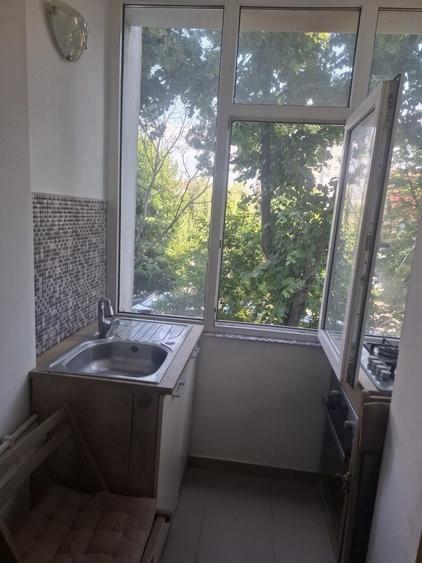 Apartament cu 2 camere decomandat în Radu Negru