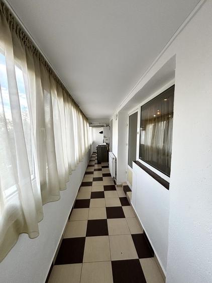 Apartament cu 2 camere decomandat în Exterior Vest