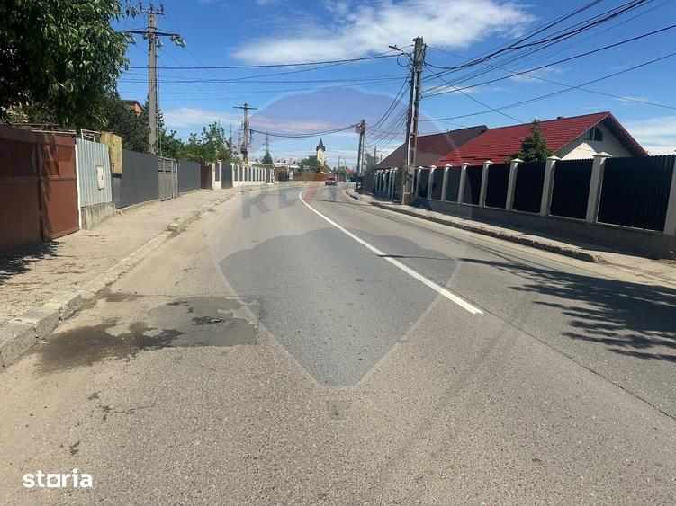 Teren de 6716 mp, în Izvoare
