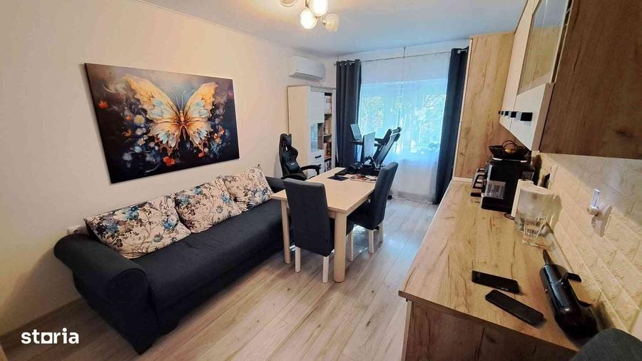 Apartament cu 2 camere decomandat în Central