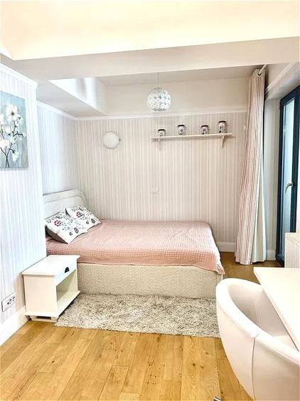 Apartament cu 3 camere semidecomandat, mobilat în Floreasca