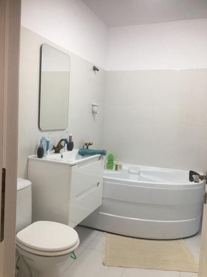 Apartament cu 2 camere semidecomandat în Florești