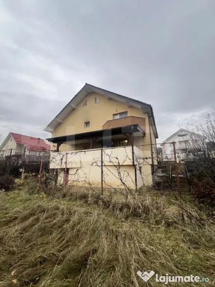 Casă cu 3 camere cu Teren 750 Mp în Cetății
