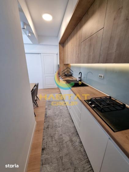 Apartament cu 3 camere, mobilat în Central — fotografia 3
