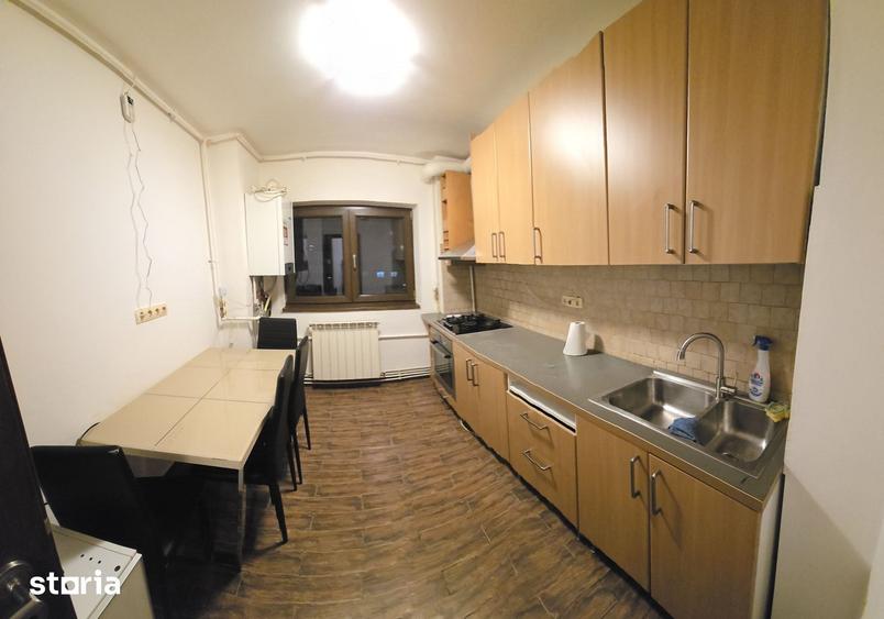 Apartament cu 4 camere în Crângași