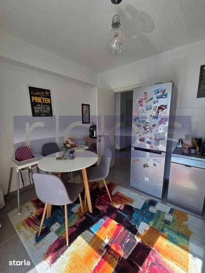 Apartament cu 2 camere decomandat, mobilat în Central
