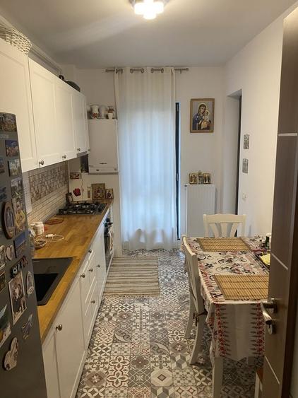 Apartament cu 2 camere decomandat în Exterior Vest