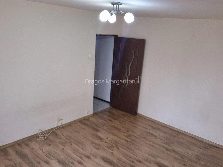 De Vanzare Apartament 2 camere Ploiesti zona Lamaita