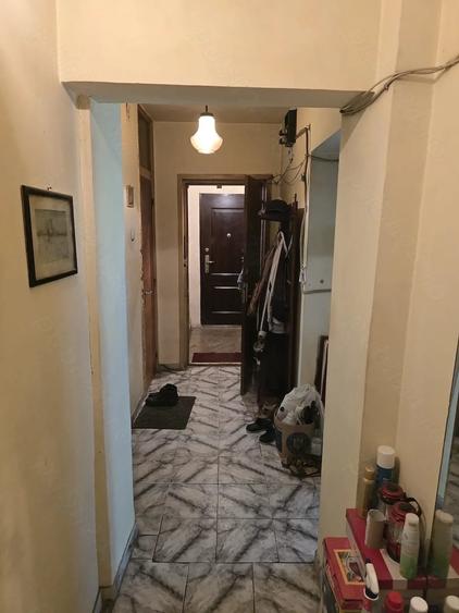 Apartament 3 camere de vanzare, Zona Lacul Tei, strada Grigore Ionescu - 2