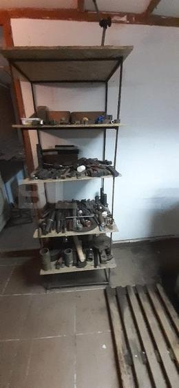 Casă individuală cu 6 camere cu Garaj în Pucioasa