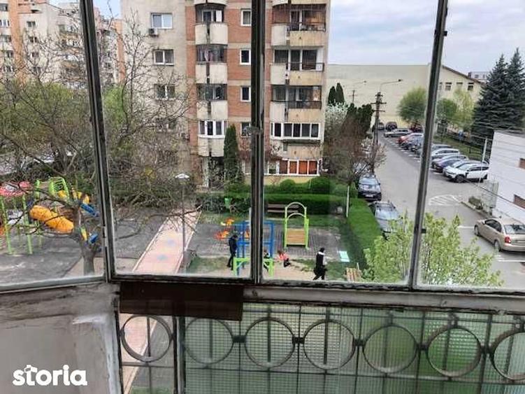 Apartament cu 3 camere în Mărăști