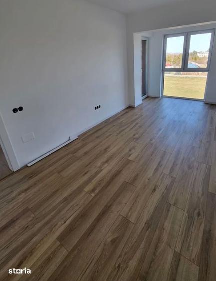 Apartament cu 3 camere în Florești