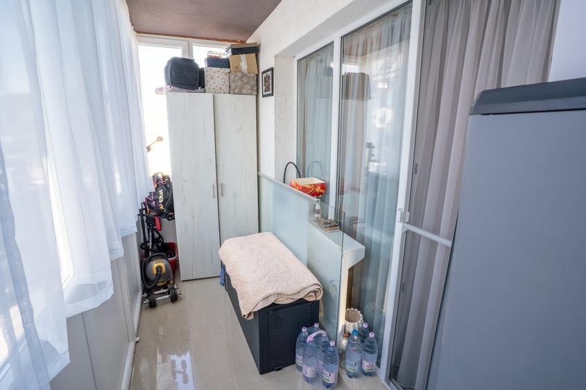 Apartament cu 3 camere semidecomandat, mobilat în Mănăștur