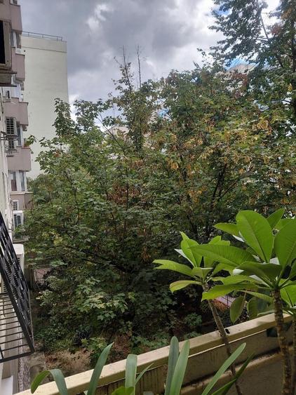 Apartament cu 3 camere decomandat în Decebal